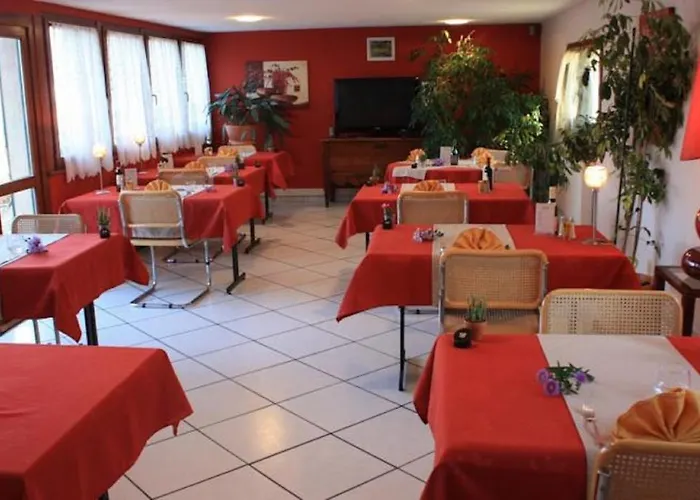 Contact Hotel Arc-En-Ciel - Reouverture - Entierement Renove